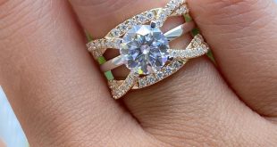 Where to Buy Unique Moissanite Anniversary Rings?