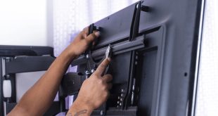 How Do Residential TV Mounting Experts Ensure Secure and Safe Installation on Different Wall Types